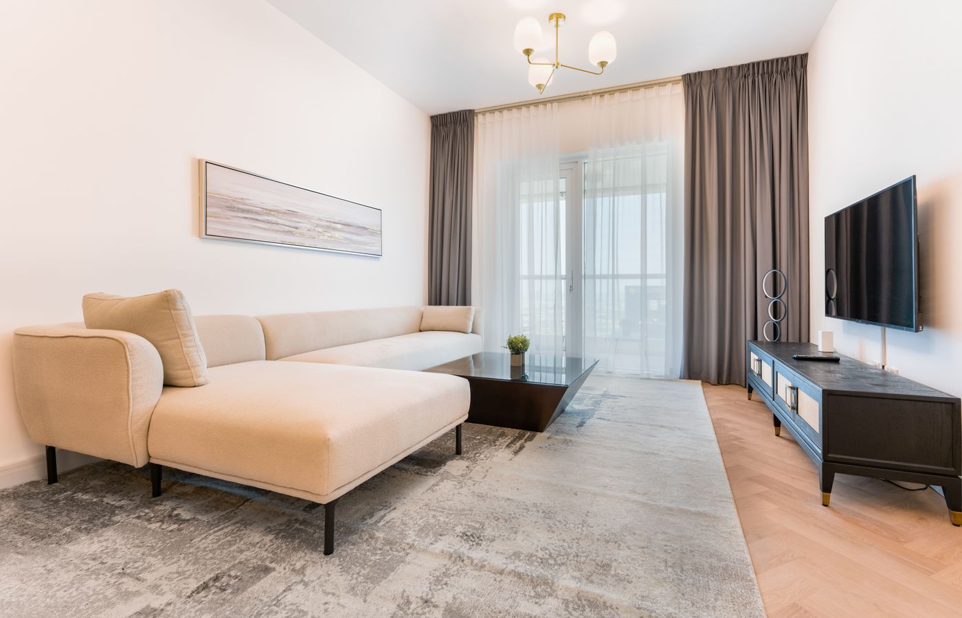 7 achadinhos de decoração que transformam uma sala pequena